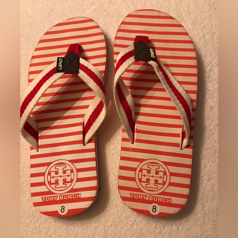 Tory Burch new simple beach flip flops size 8